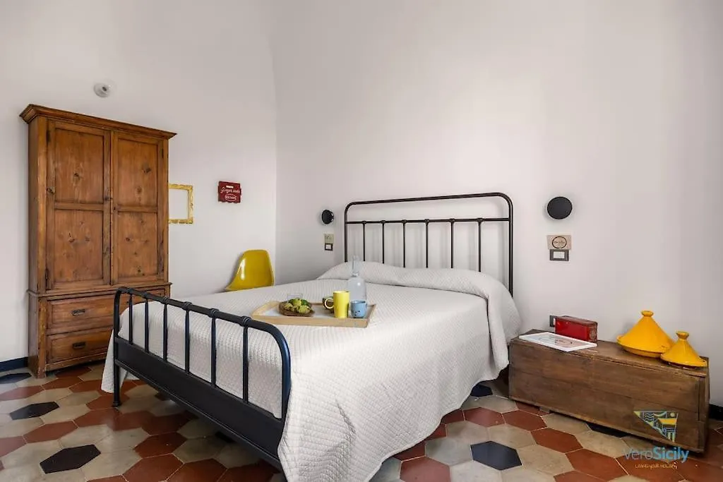 Verosicily Villa Damus Terrasini 0*,  Italy